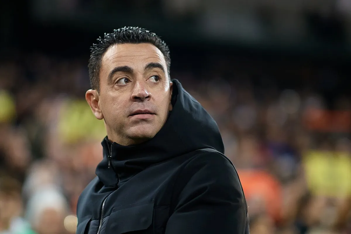 Barcellona, Xavi contro un senatore: 'Corri per una volta...'