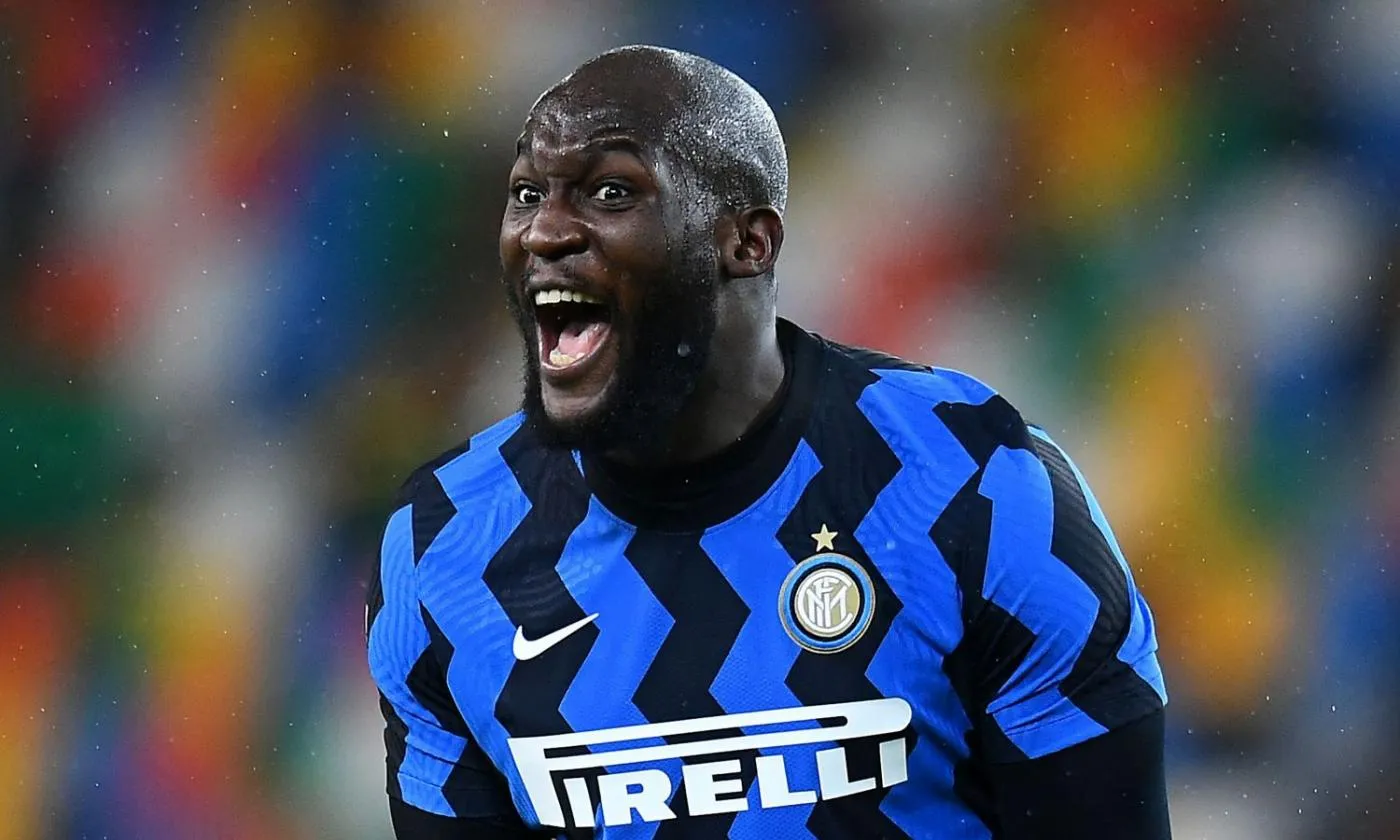 Bonolis duro su Lukaku: “Romelu d’estate è abituato a scappare. Adesso…”