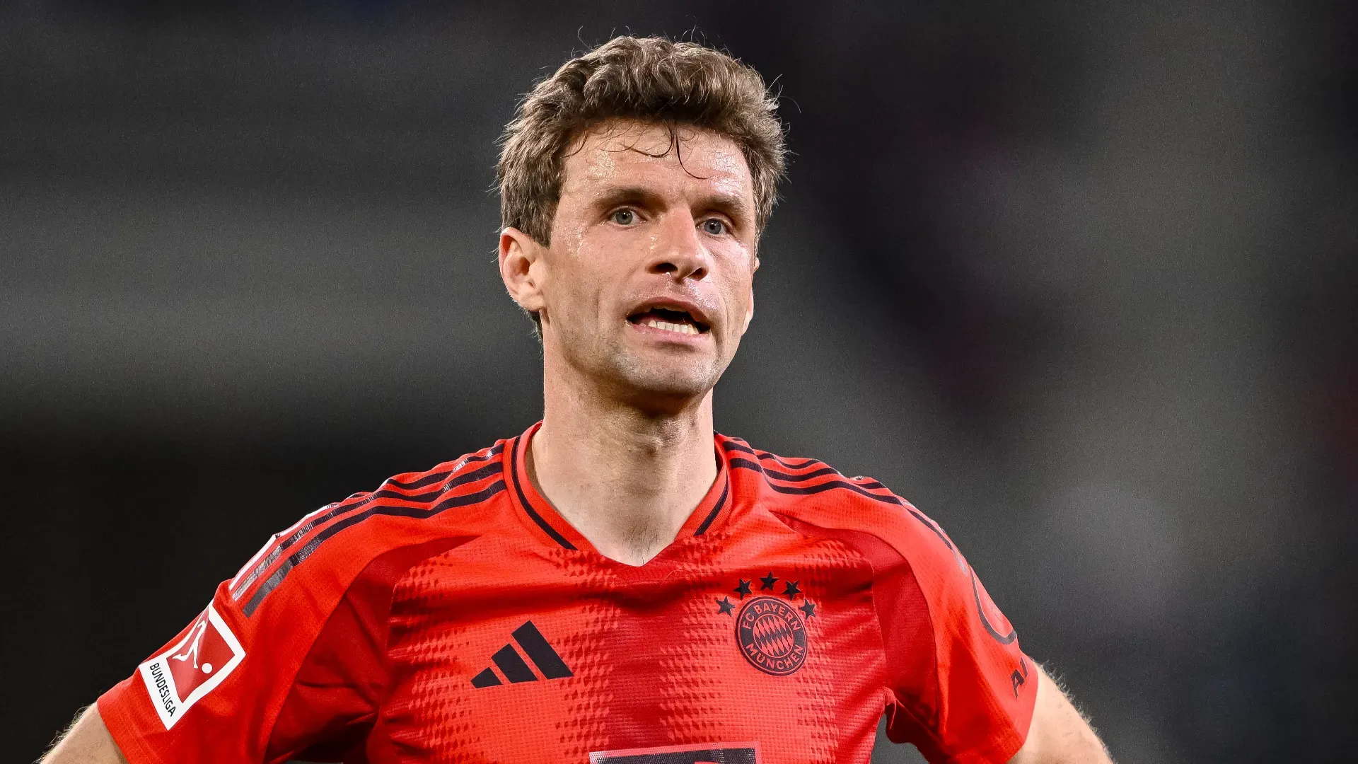 Calciomercato, Muller non esclude nulla sul futuro: c’è anche una pista italiana