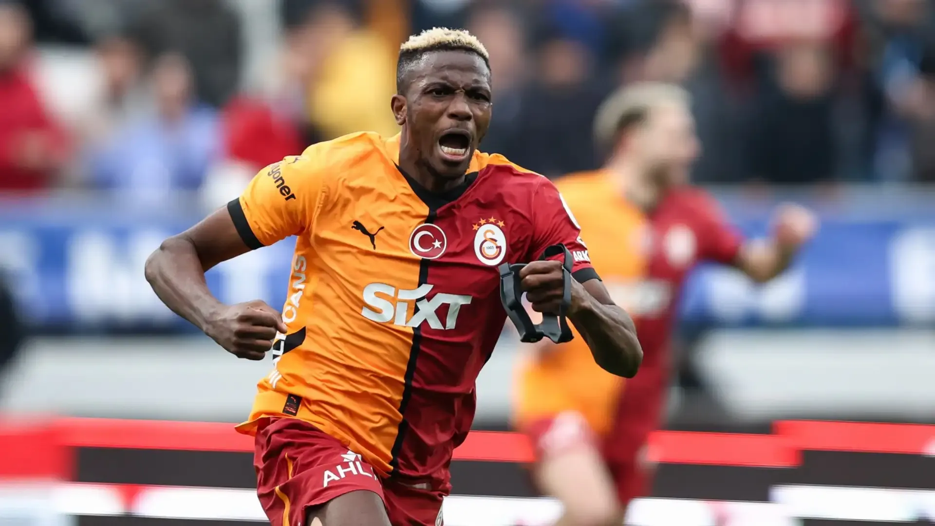 Calciomercato, Galatasaray accordo col Napoli per Osimhen, ma lui aspetta…