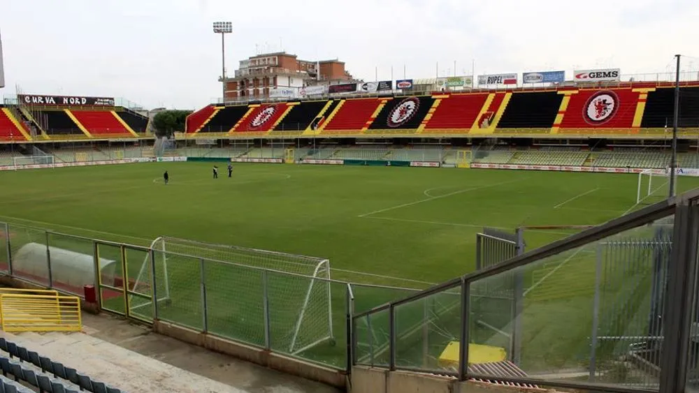 Serie C/C: domani Foggia-Latina, lunedì il derbyssimo Francavilla-Brindisi