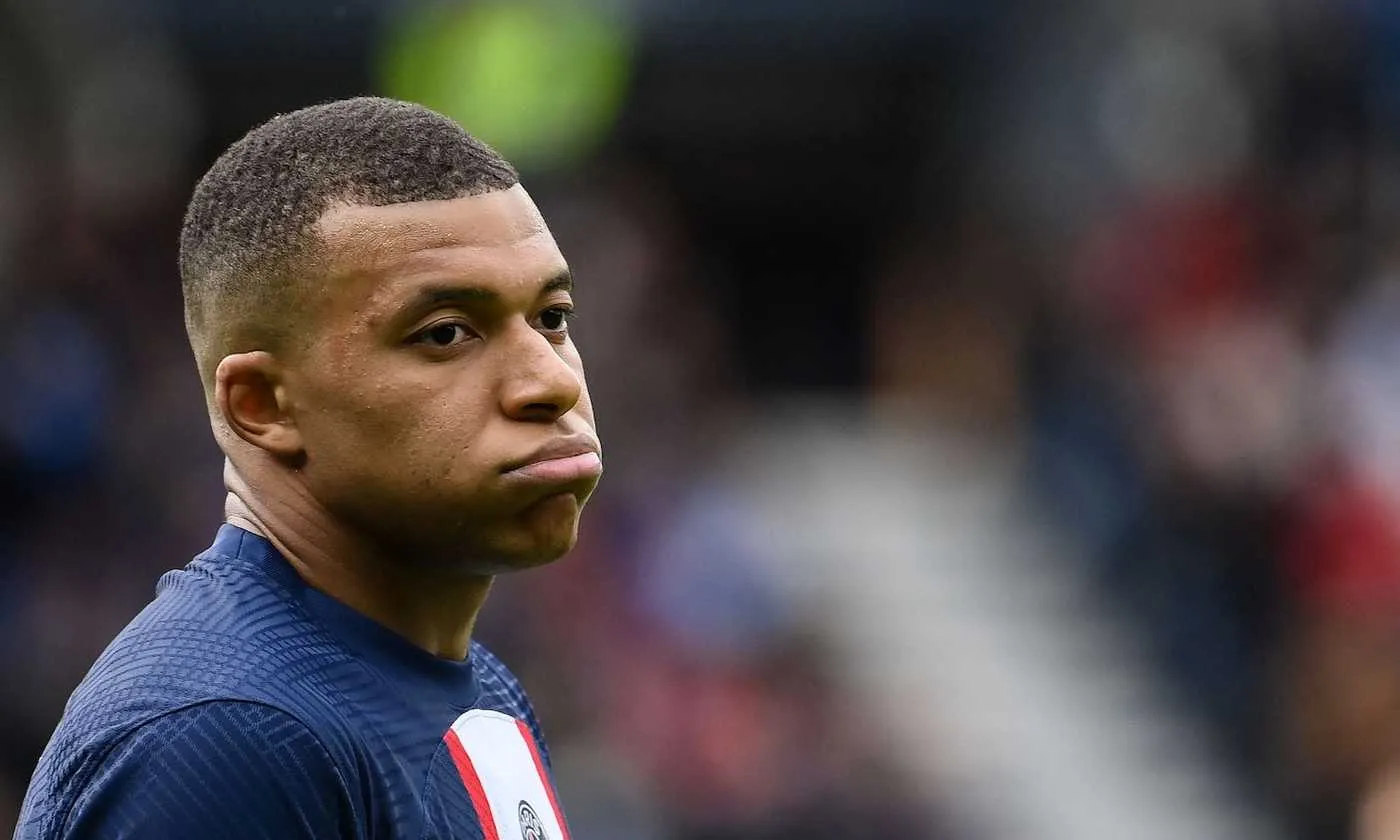 Affare Mbappé, tra il PSG e il Real Madrid c’è un terzo incomodo: “Un altro club pronto a tutto”