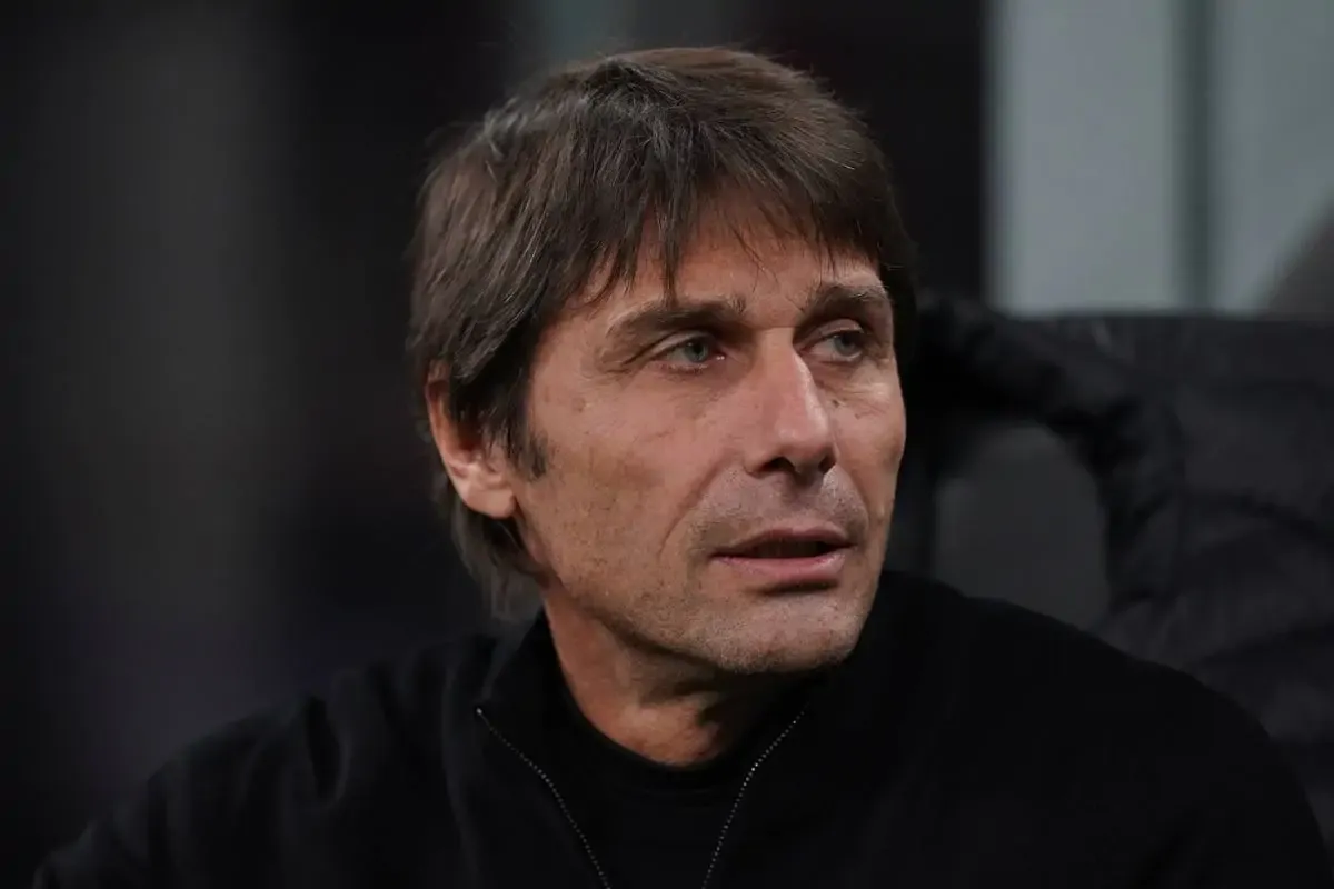 Enrico Ruggeri punzecchia Conte: “Allenatore grandissimo, ma …”