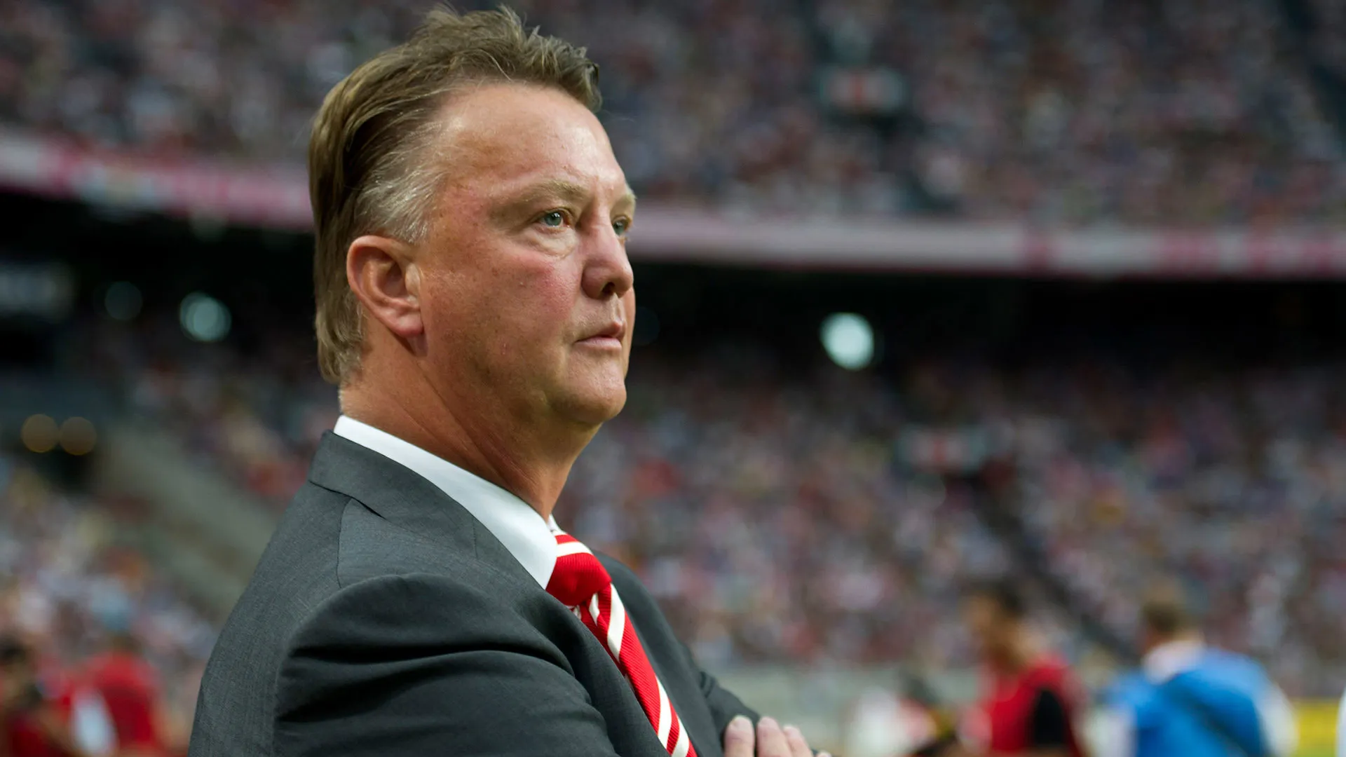 Van Gaal e il cancro: “Abituato alla morte, ho avuto una serie di lutti. A chi lotta ogni giorno dico…”