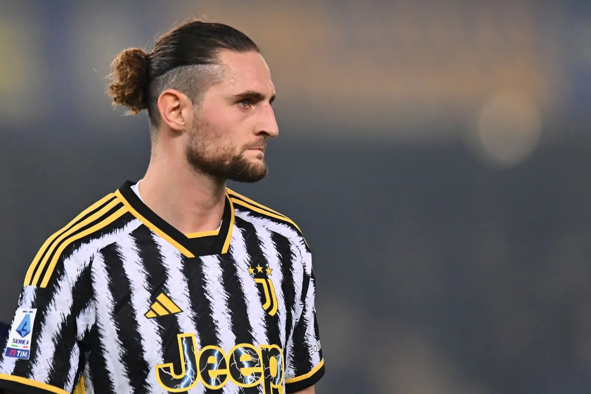 Balzarini: “Alla Juve non sentono la mancanza di Rabiot. Se vuole ancora giocare a calcio deve…”