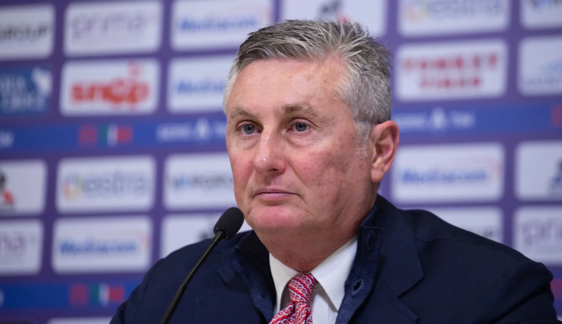 Fiorentina, via alla rivoluzione: si dividono le strade con il Ds Pradè