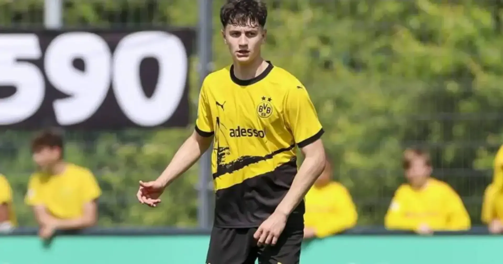 reggiani-l'italiano-che-debutta-in-champions-league-storia-dortmund