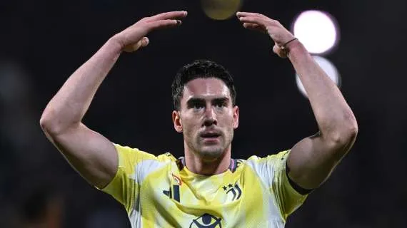 Calciomercato Juve, per Vlahovic rilancio e cessione: due piste possibili