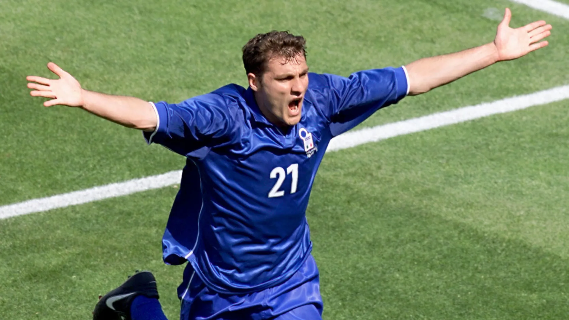 Vieri: “Da piccolo mi davano del raccomandato. Un allenatore ha cambiato la vita di noi attaccanti”