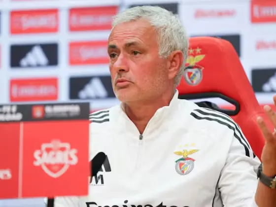 Calciomercato Juve, un centrocampista in uscita: lo vuole Mourinho