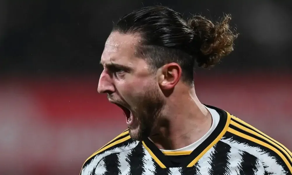 Rabiot duro: “Non è possibile fare un primo tempo così. Se resto? Vediamo prima…”