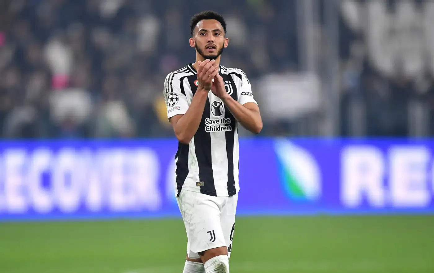 Calciomercato Juve: sorpresa Kelly, speranza Douglas e piano Vlahovic