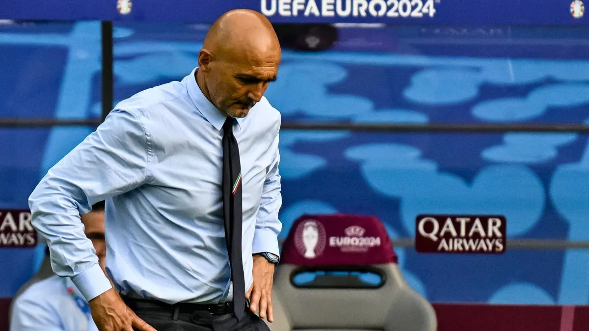 Caressa durissimo: “Mai vista una partita dell'Italia così brutta. Dopo un fallimento del genere...