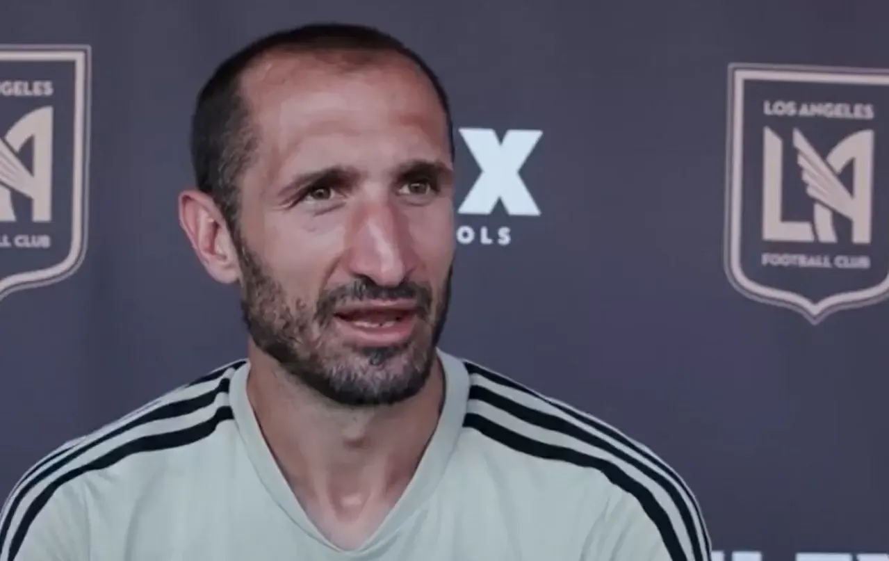 Chiellini bacchetta Leao: 'Non è al livello di Vinicius. Per me non è un titolare ma...'