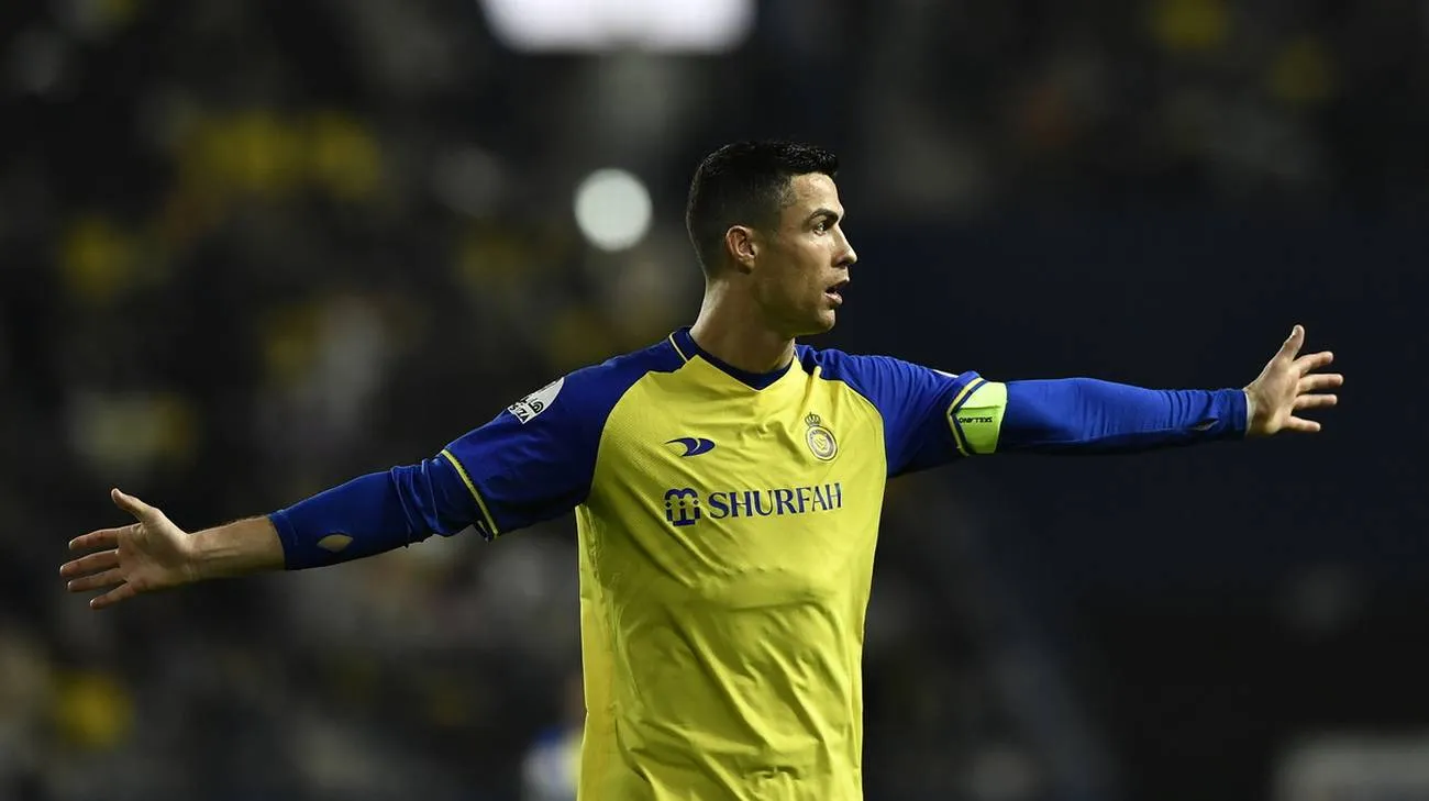Cristiano Ronaldo lancia la bomba: 'La Serie A era morta. Messi? Molto meglio...'