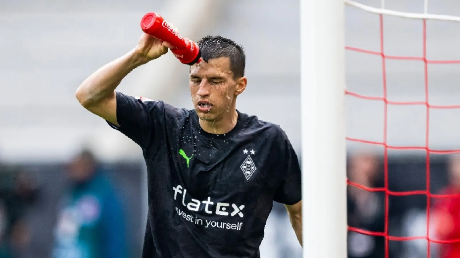 Borussia Monchengladbach, Lainer ha un tumore, il club commosso: “Manterremo la promessa